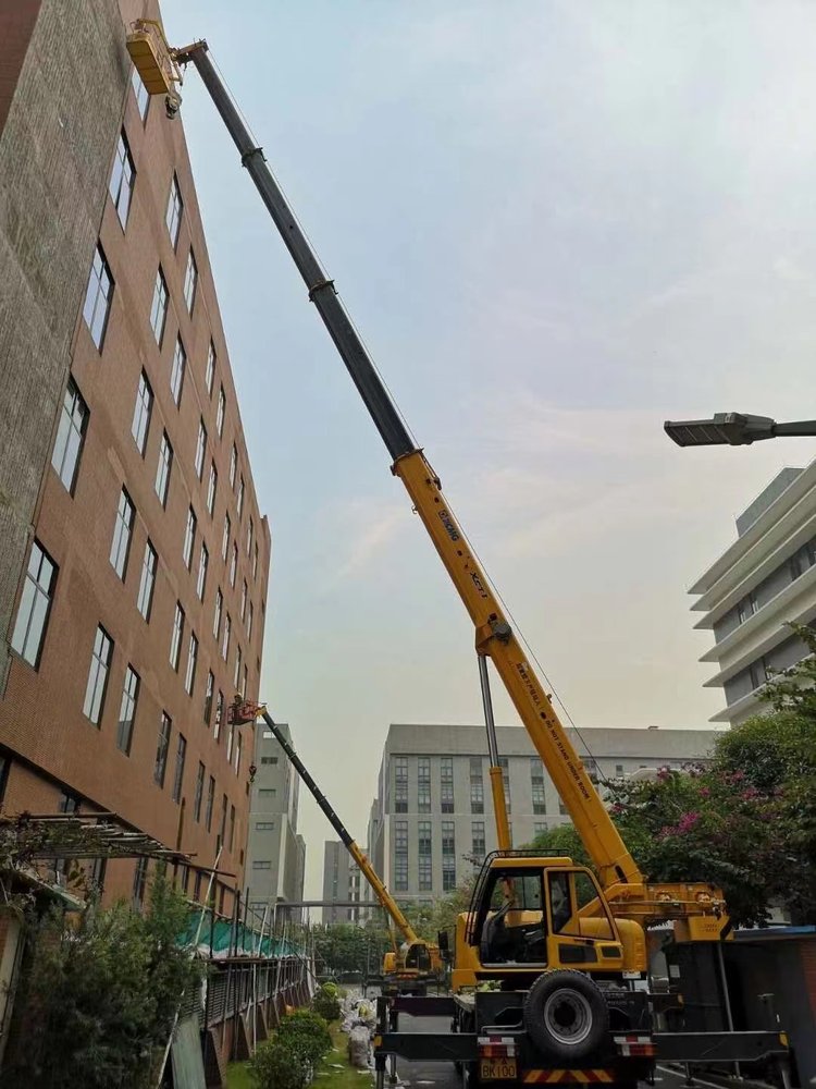 佛罗镇汽车吊出租哪家好，选择最靠谱的服务商指南