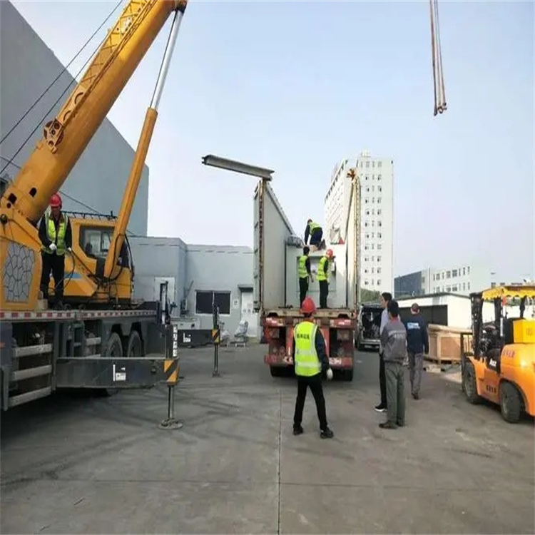 佛罗镇如何找到附近的吊车救援服务